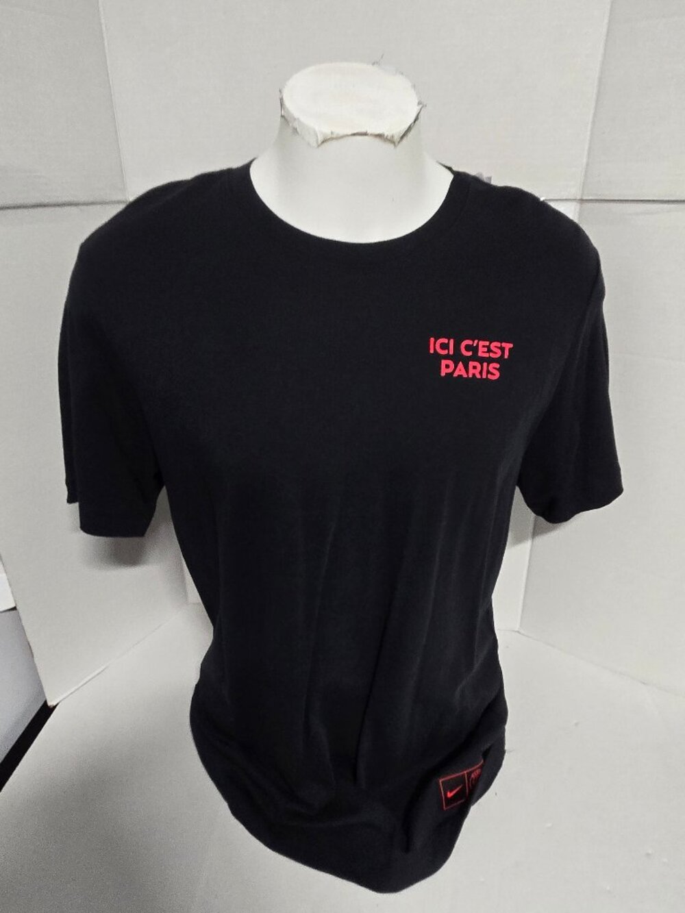 🔥 NIKE PSG “ICI C’EST PARIS” T-SHIRT – MEN’S LARGE – NWT 🔥